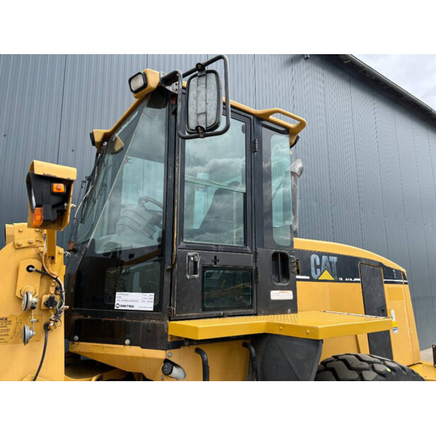 2002 كاتربيلر 938G-41080081