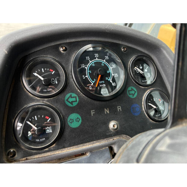 2002 كاتربيلر 938G-41080103