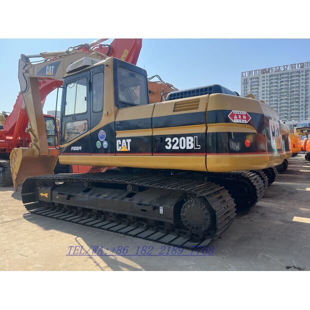 2018 Caterpillar 320BL-41080366