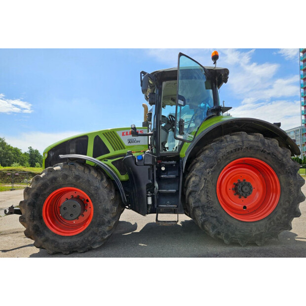 2013 CLAAS Axion 950-41080482