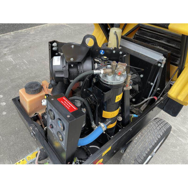 2015 Kaeser M 20-41080626