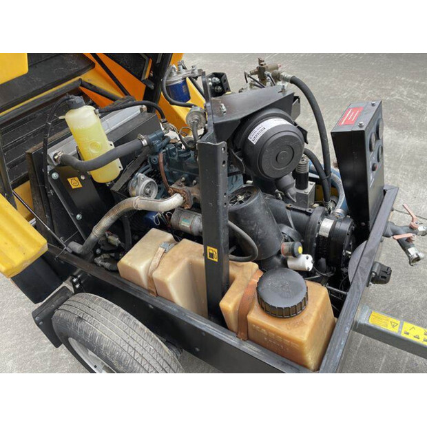 2015 Kaeser M 20-41080666