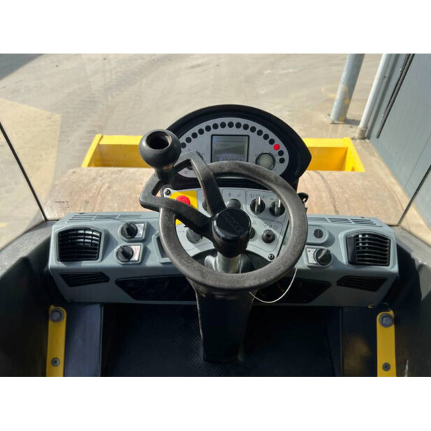 2017 بوماج BW177D-5-41080962