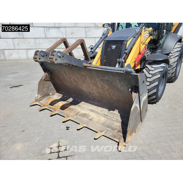 2017 CASE 590ST-41081603
