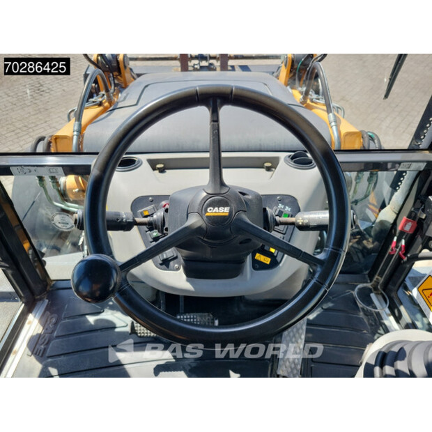 2017 CASE 590ST-41081645