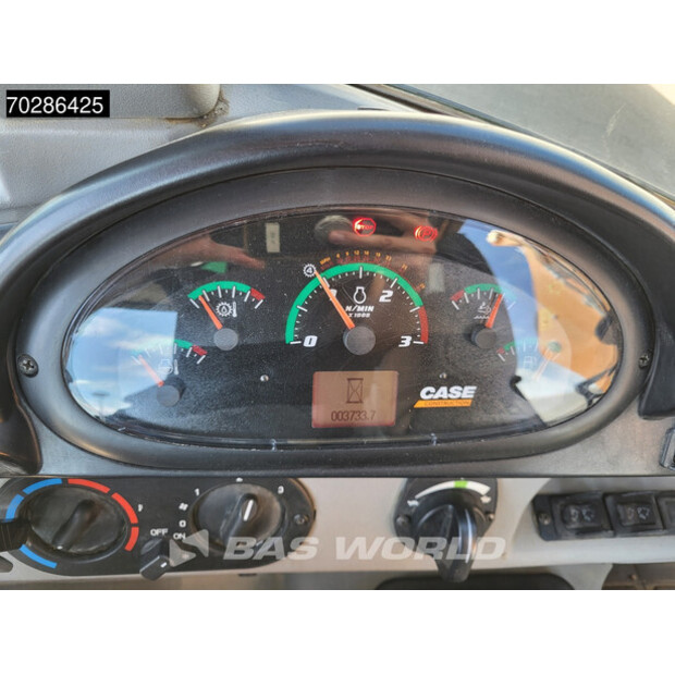 2017 CASE 590ST-41081651