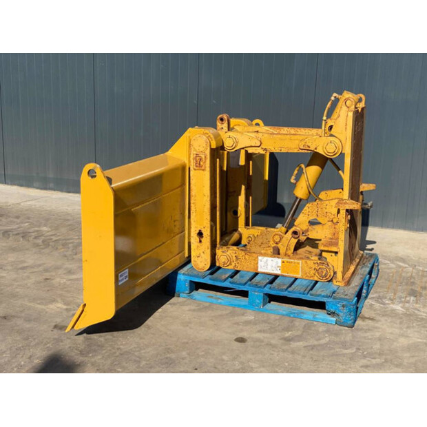 2025 كاتربيلر 120M-41081705