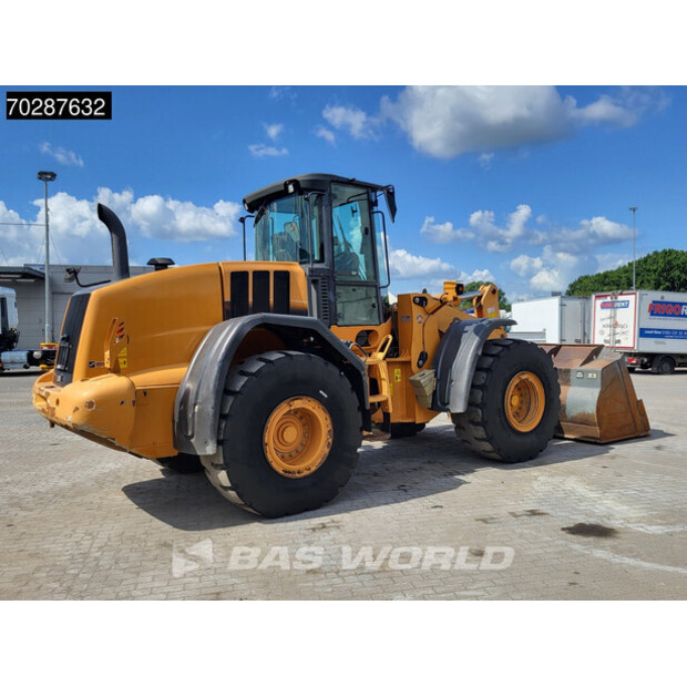 2012 كاس 821F-41081779