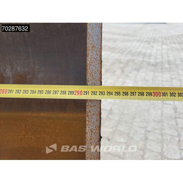 2012 كاس 821F-41081784
