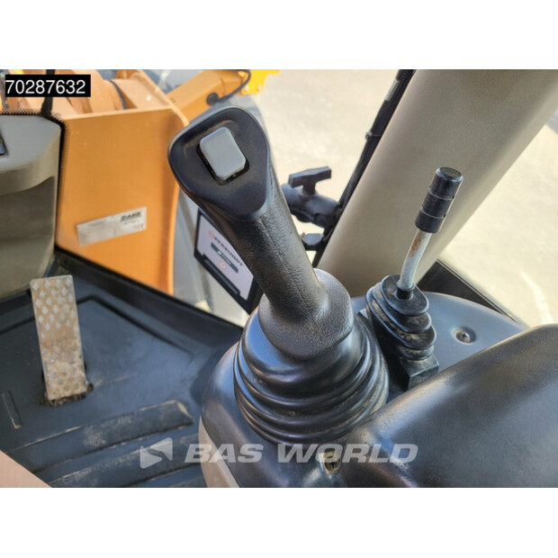 2012 كاس 821F-41081806