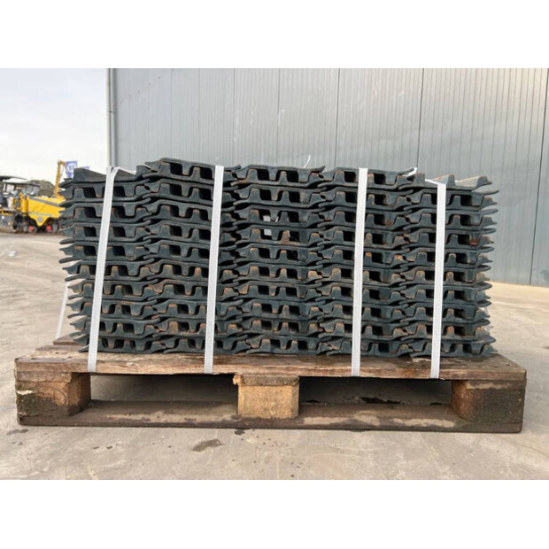 Hyundai R210-41082319
