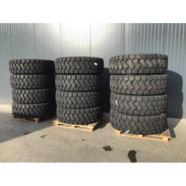 2025 اي تي ار 17.5R25-41082392