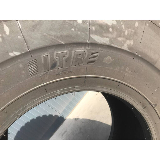 2025 اي تي ار 17.5R25-41082396