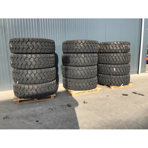 2025 اي تي ار 17.5R25-41082400