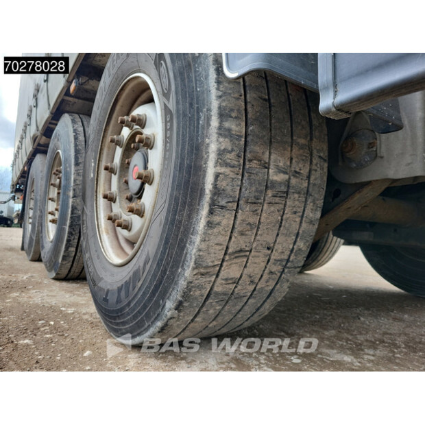 2021 إيه آند دي LPRS24-41082754