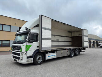 Image for Temperature Controlled Trucks 2011 Volvo FM460