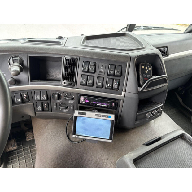 2011 فولفو FM460-41097843
