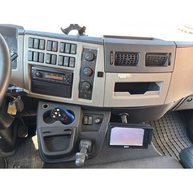 2016 Volvo FL250-41097917