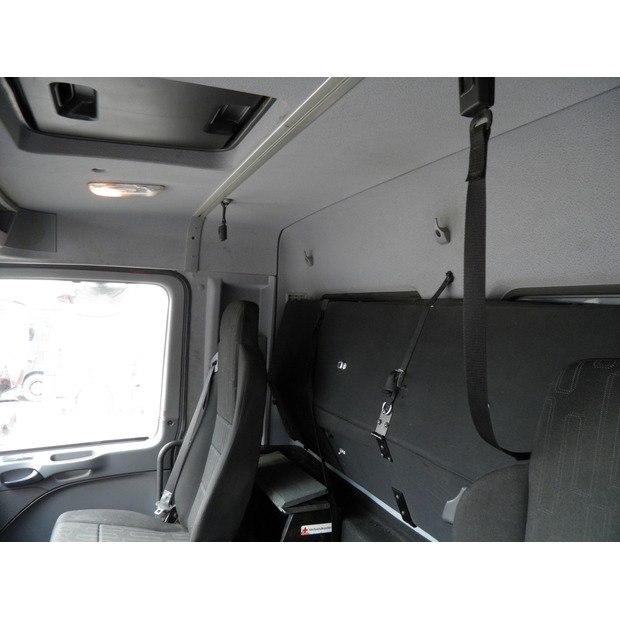 2018 Mercedes-Benz 4141K-41098329