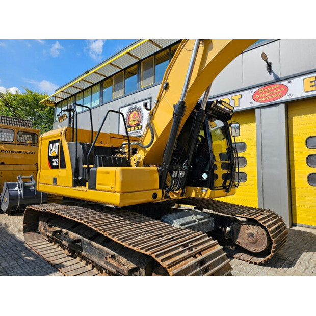 2018 Caterpillar 323-41098400
