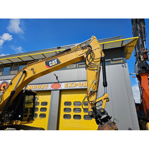 2018 Caterpillar 323-41098401