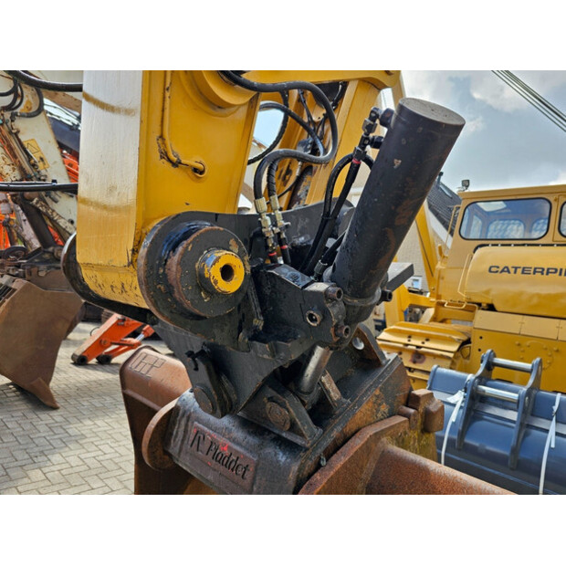 2018 Caterpillar 323-41098455