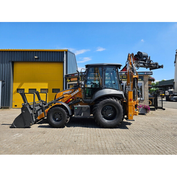 2025 CASE 570SV-41098520