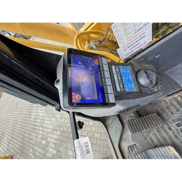 Komatsu PC 240 NLC-11-41103421