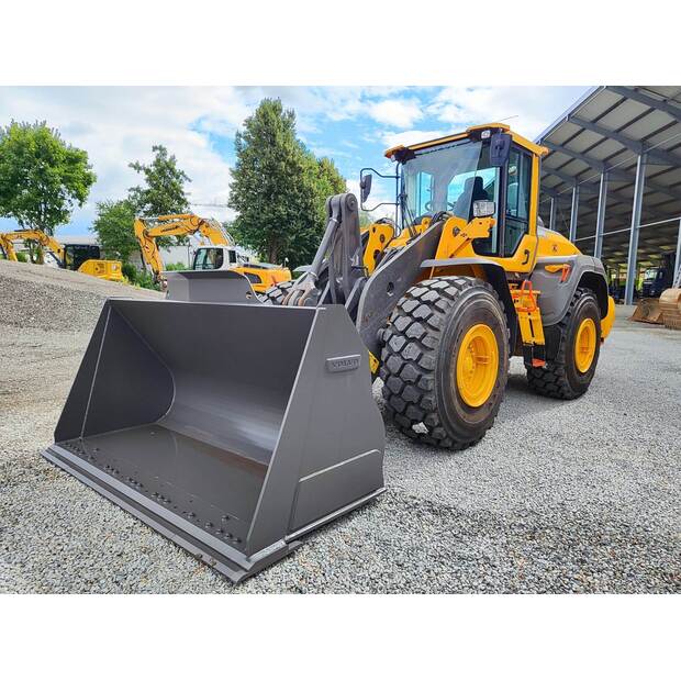 2022 Volvo L110H-41103584