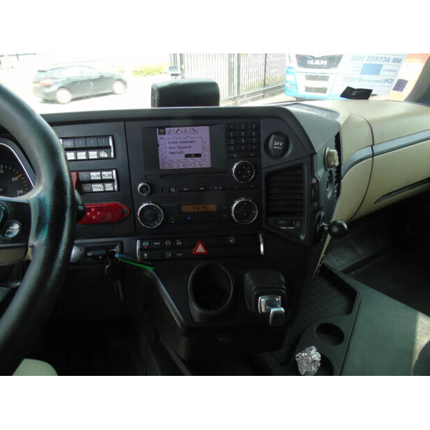 2016 مرسيدس بنز Actros 1843-41112549