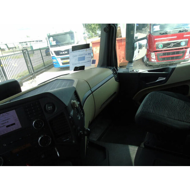 2016 مرسيدس بنز Actros 1843-41112559