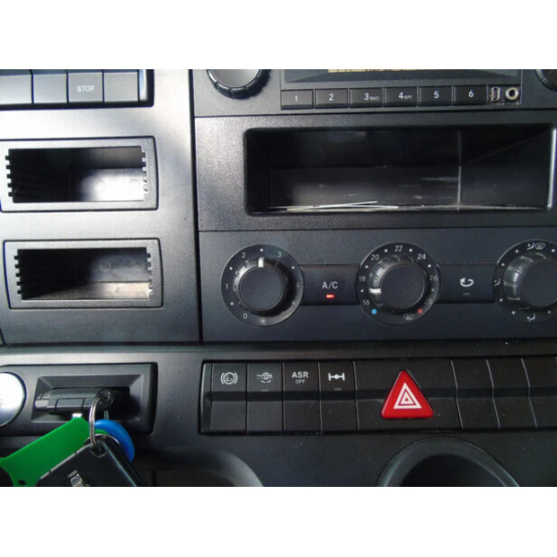 2013 Mercedes-Benz Antos 1824-41112691