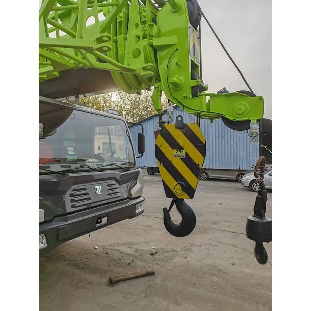 2021 Zoomlion ZTC250-41114004