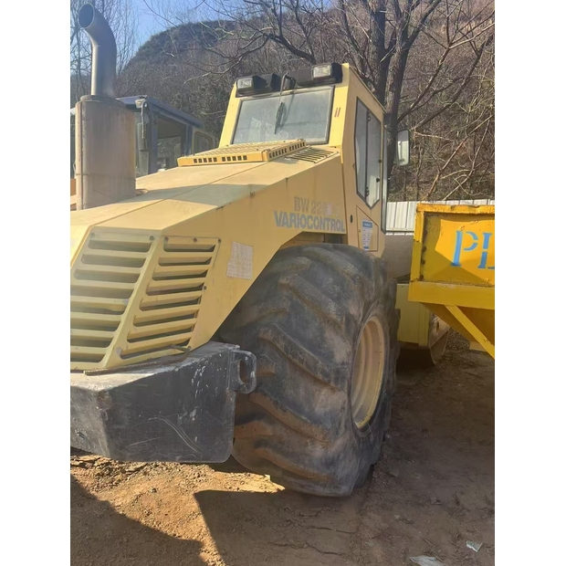 2021 BOMAG BW225-41114149