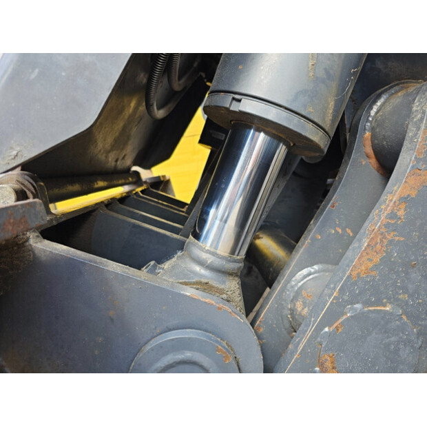 2021 دووسان DX190W-5-41114204