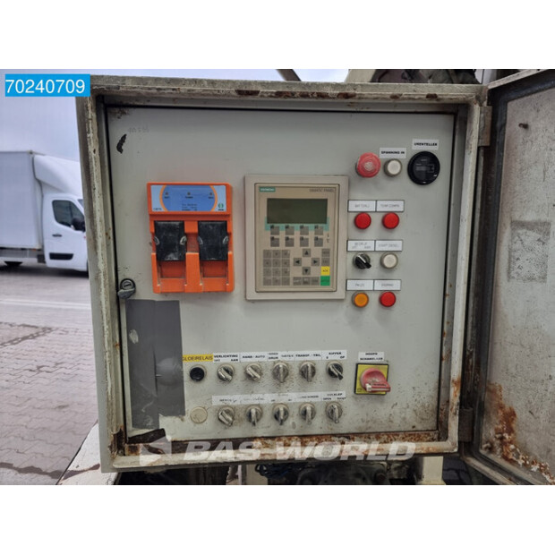 2003 كيه دبليو بي OTHERS-41114240