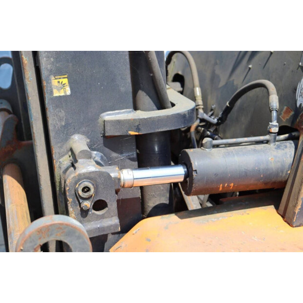 1998 HALLA HDF70-41114490
