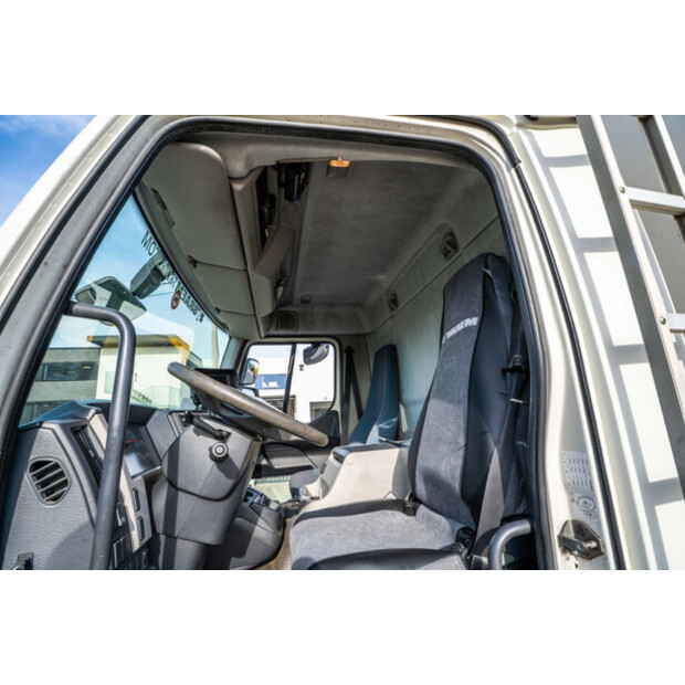 2013 Volvo FL 240-41114564