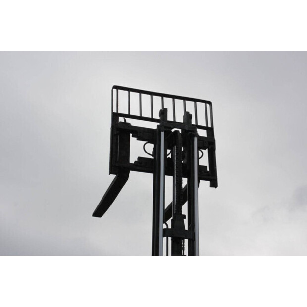 2010 Linde H35T-01-41114626