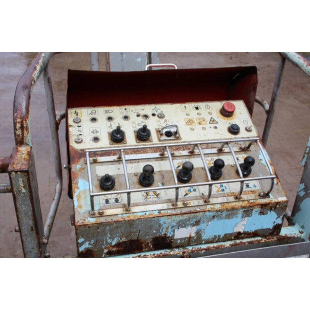 2001 Aichi S821AJX1SP703-41114833