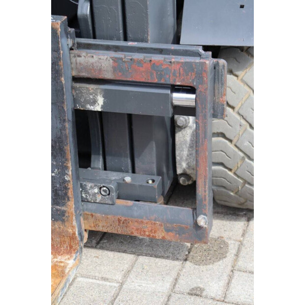 2016 Linde E16C-02-41115607