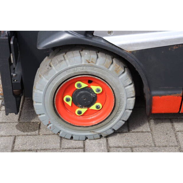 2016 Linde E16C-02-41115611