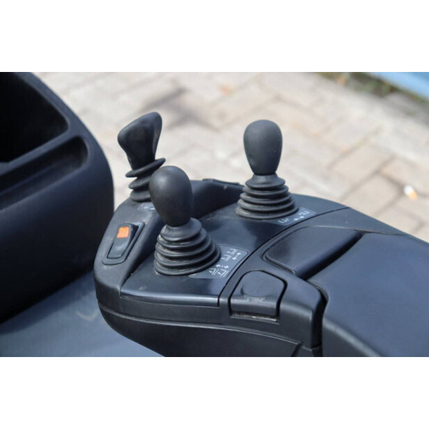 2016 Linde E16C-02-41115617