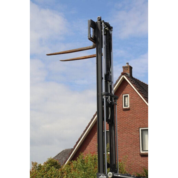 2016 Linde E16C-02-41115632