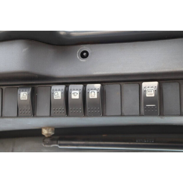 2012 ليندي E30L-01-41115981