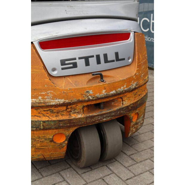 2012 Still RX20-20-41116026