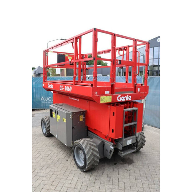 2020 Genie GS4069-41117201