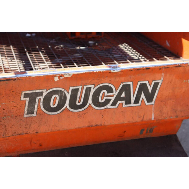 2006 جيه ال جي TOUCAN 800 A-41117386