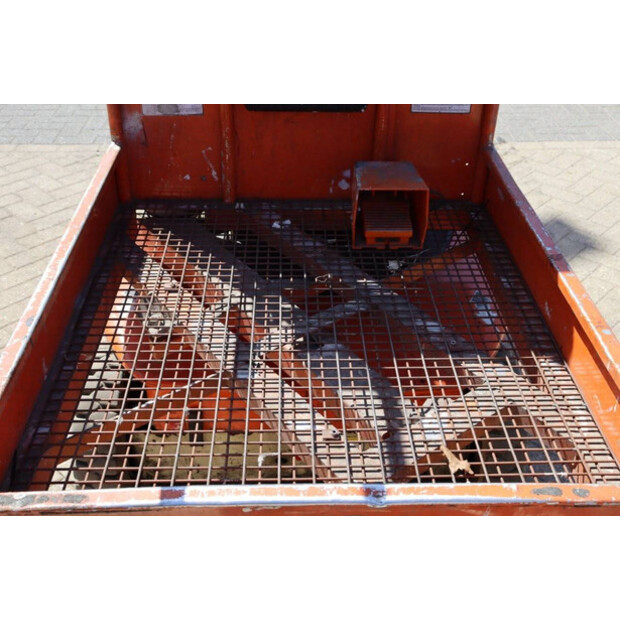 2006 جيه ال جي TOUCAN 800 A-41117387