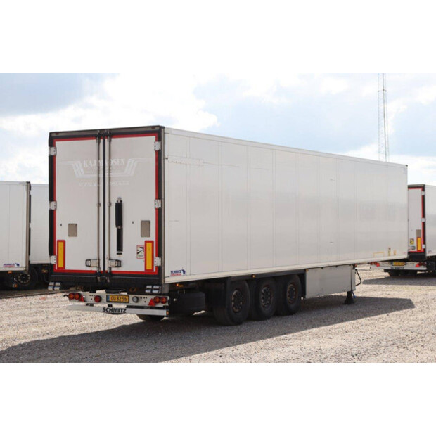 2018 Schmitz Cargobull SCB S3B-41117687